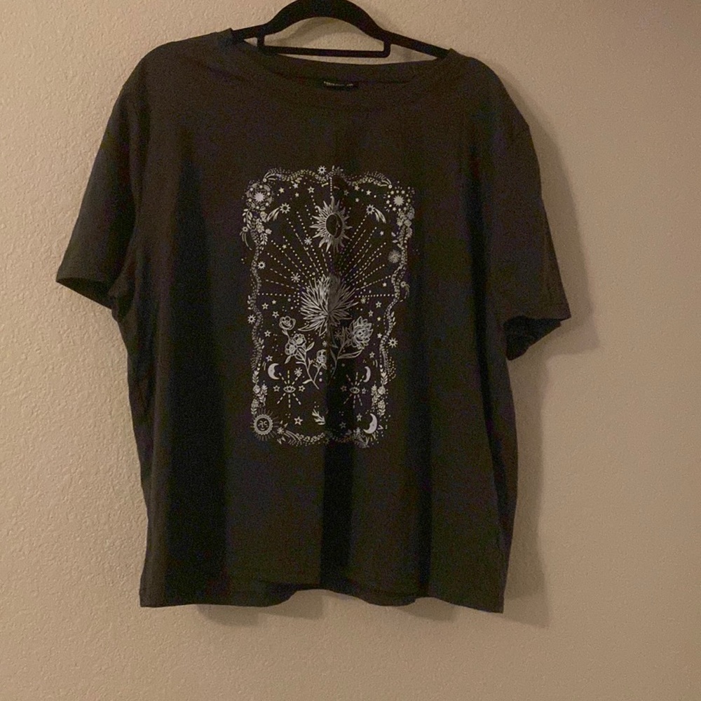 SHEIN Curve graphic tee shirt - Buy 1 get 1 free!
